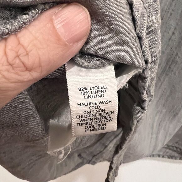 Loft Women’s Size L Softened Chambray Denim Shirt Gray Long Sleeve Button Up - Picture 4 of 7